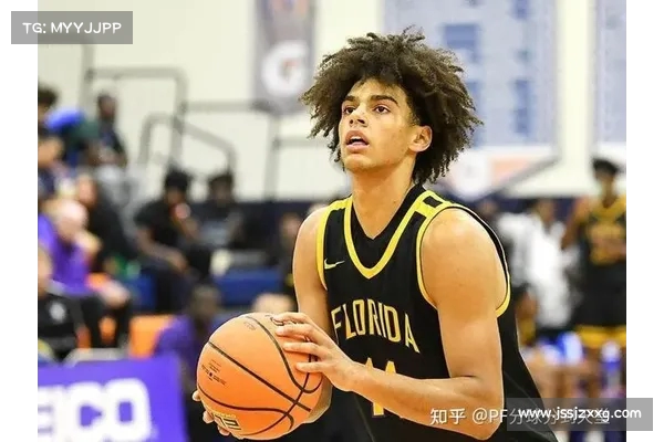 状元大热库珀弗拉格宣布参加2025年NBA选秀谁将获得状元签选中他 状元大热库珀弗拉格宣布参加2025年NBA选秀谁将获得状元签选中他